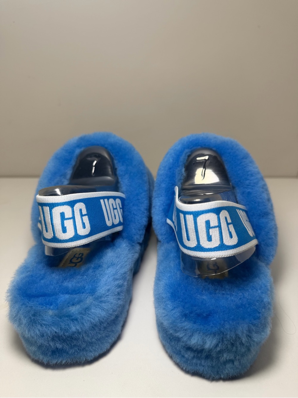 NEVER WORN!!! Blue Fluff Yeah UGG Slides - Picture 4 of 7